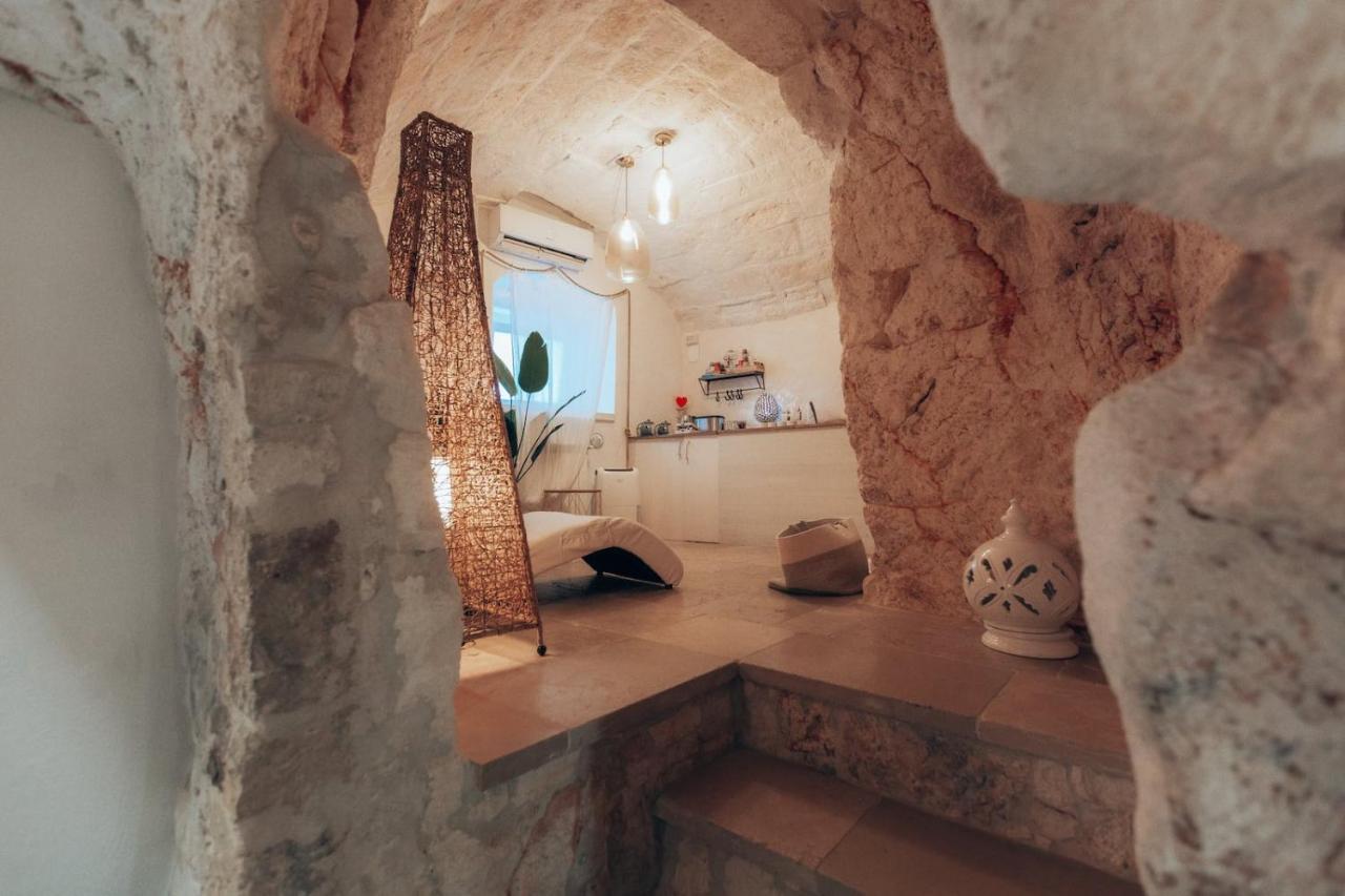 Grotta Carlotta *